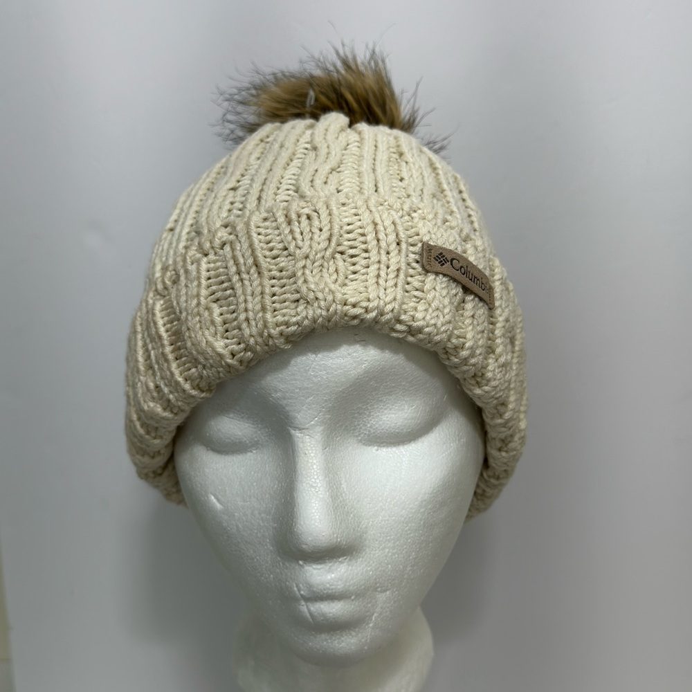 Columbia Women’s Knit Beanie Hat Warm Cozy Winter OSFA Soft Stretch Outdoor
